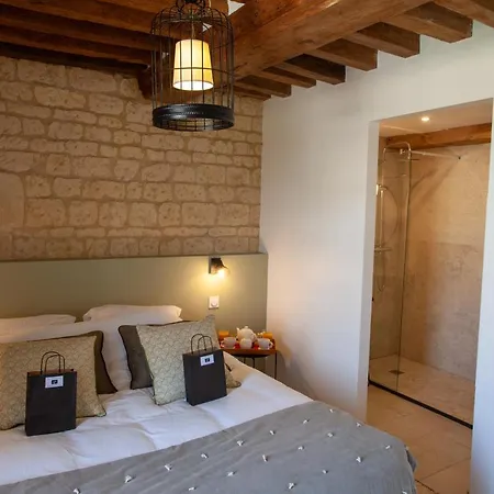 Domaine De La Cour Des Lys Caen-bayeux Aparthotel