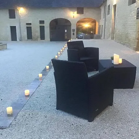 Domaine De La Cour Des Lys Caen-bayeux Aparthotel *